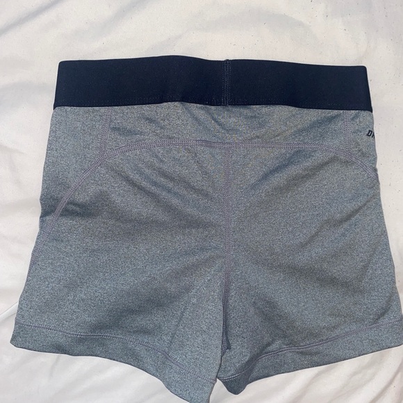 Gray Nike Compression Shorts - Picture 2 of 4
